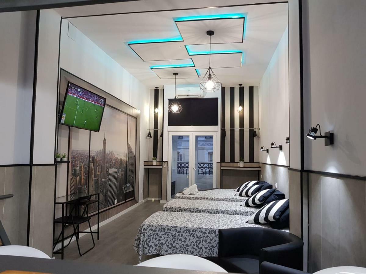 Estudio Calle Mayor Appartement Madrid Buitenkant foto