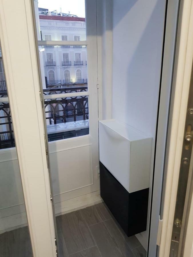 Estudio Calle Mayor Appartement Madrid Buitenkant foto