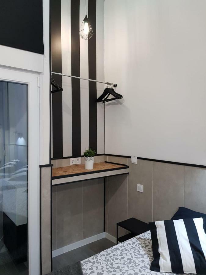 Estudio Calle Mayor Appartement Madrid Buitenkant foto
