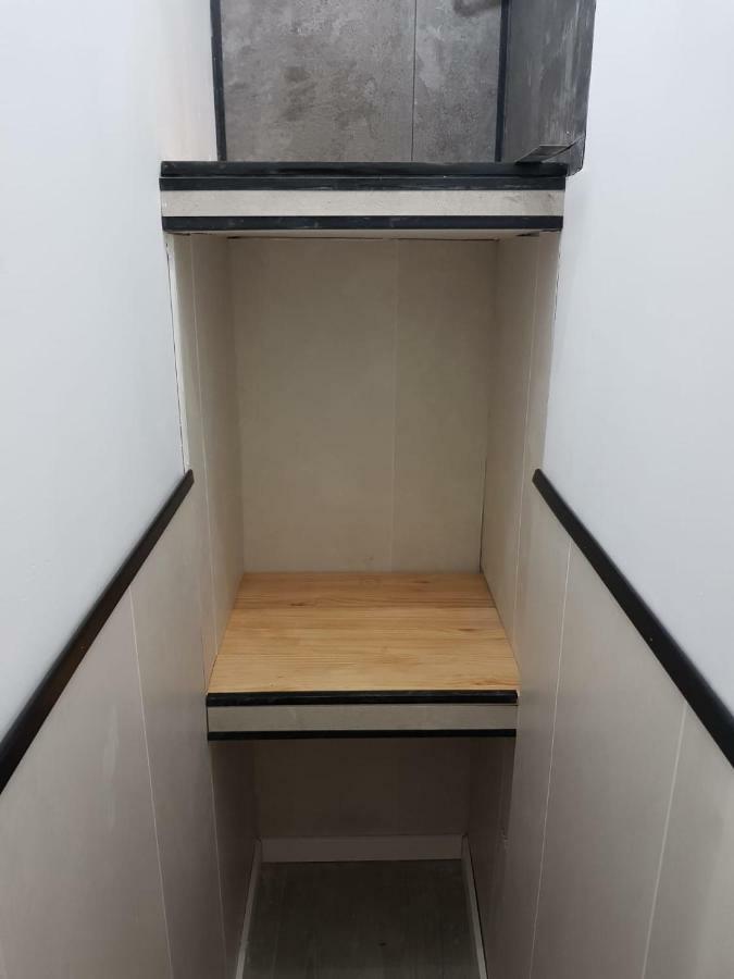 Estudio Calle Mayor Appartement Madrid Buitenkant foto